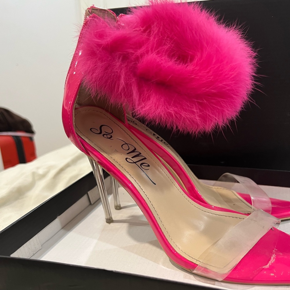 So Me Pink Heels